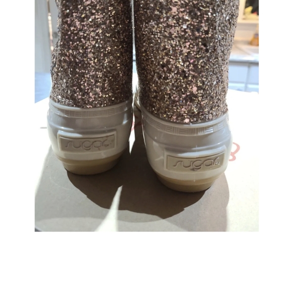 New rose gold glitter sugar rain boots - Picture 2 of 3
